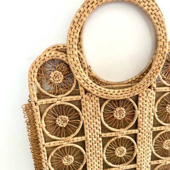 Vintage 70s Woven Wicker Rattan Straw Coastal Tote Bag Boho Hippie Floral - Picture 2 of 8